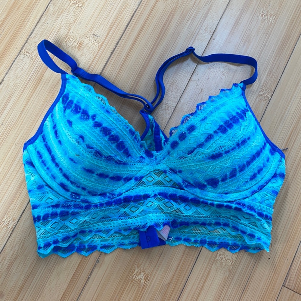 Victoria’s Secret blue racer back bralete size XS